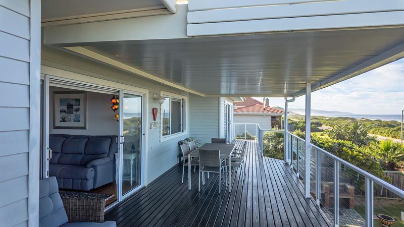5 Bedroom Property for Sale in Southern Cross Western Cape